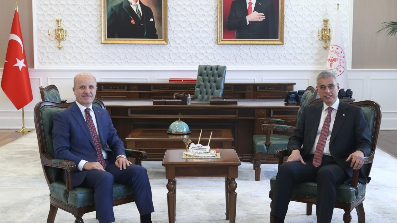 Bakan Memişoğlu, YÖK Başkanı Özvar'ı kabul etti