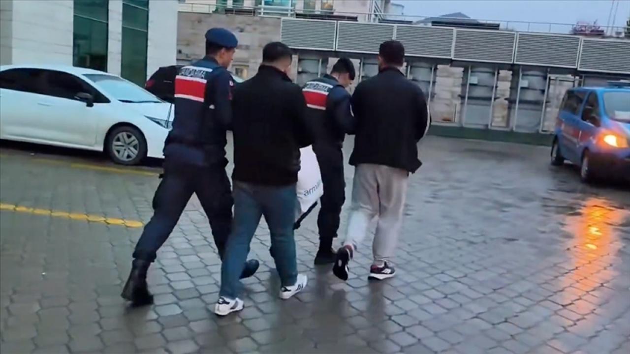 İki haftada düzenlenen uyuşturucu operasyonlarında 424 şüpheli yakalandı