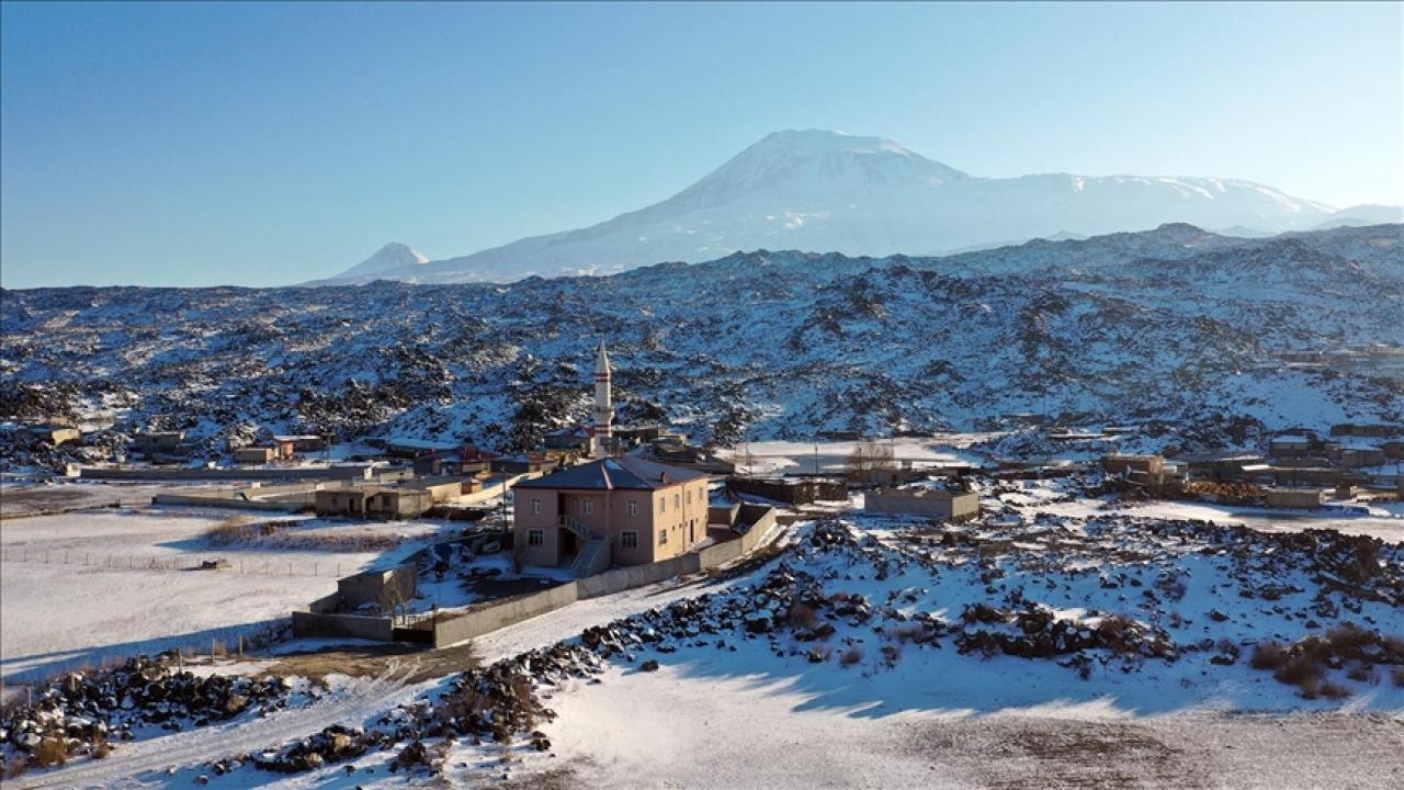 Doğu Anadolu’da soğuk ve kar etkisini sürdürüyor