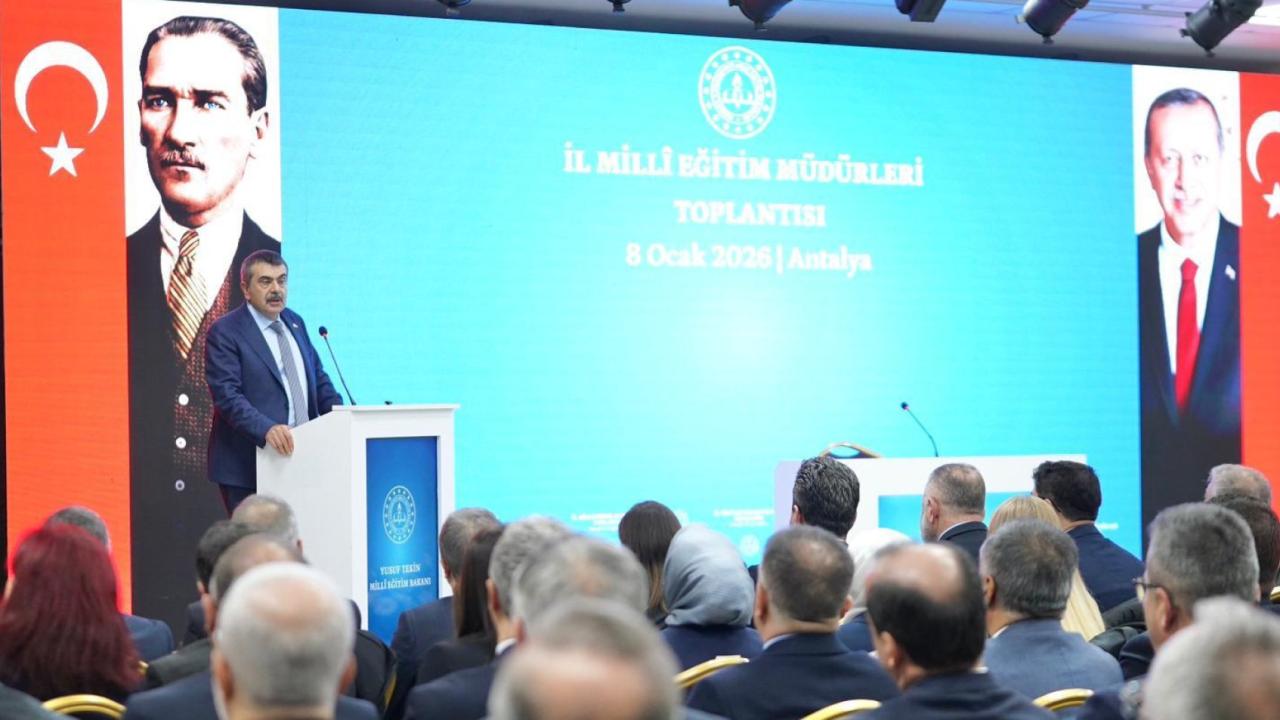 81 İl Milli Eğitim Müdürü Antalya'da toplandı