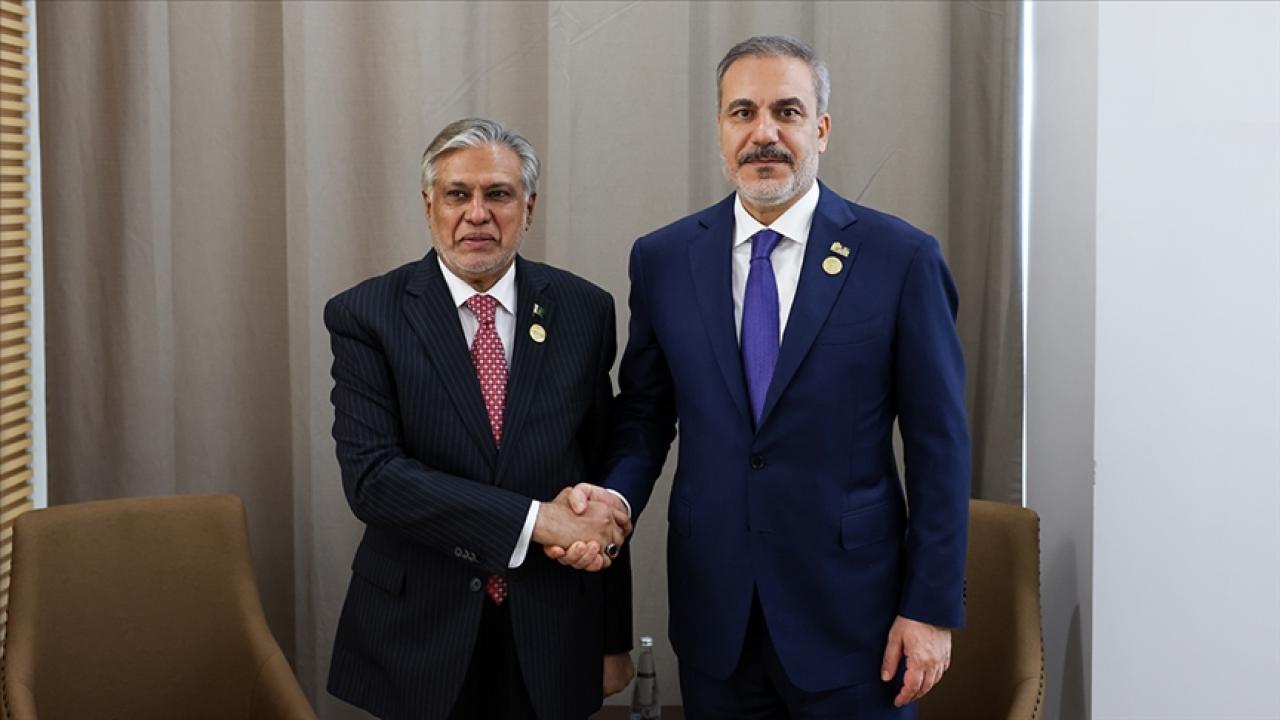 Bakan Fidan, Pakistanlı mevkidaşı Dar ile telefonda görüştü