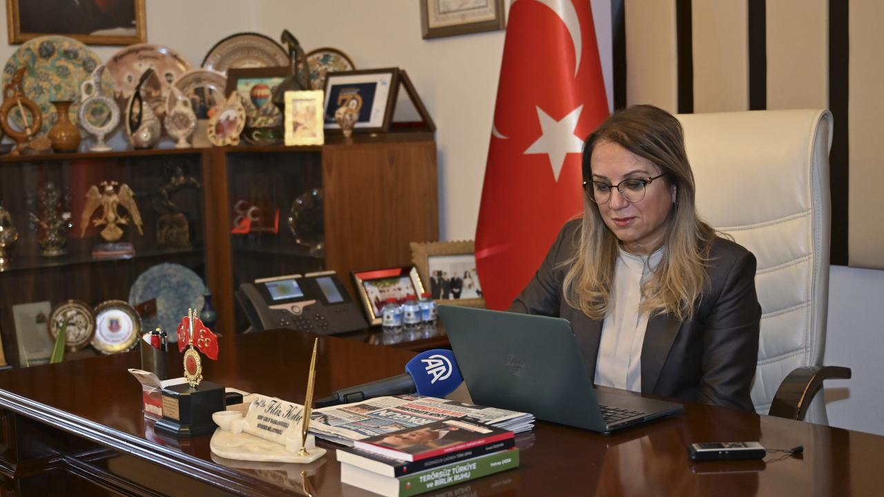 MHP Grup Başkanvekili Filiz Kılıç, AA'nın "Yılın Kareleri" oylamasına katıldı