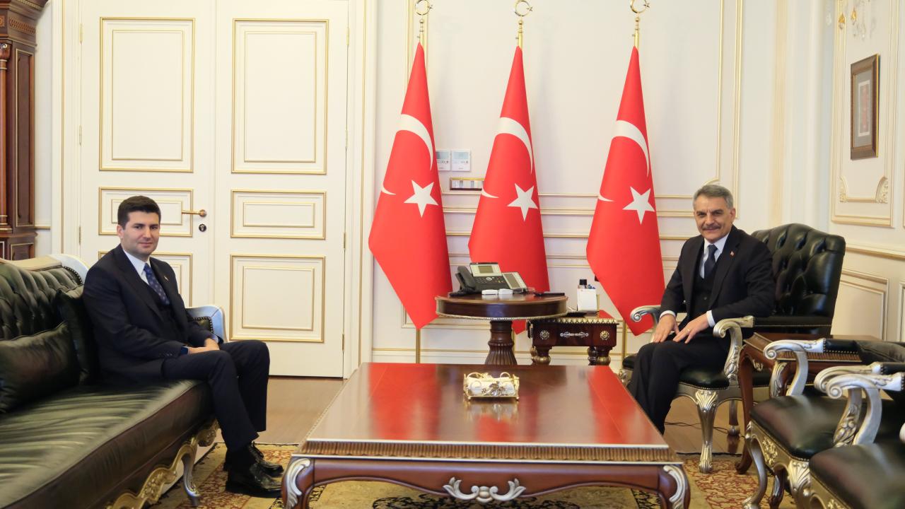 Ülkü Ocakları Genel Başkanı Yıldırım’dan Yozgat Valisi Mehmet Ali Özkan’a ziyaret
