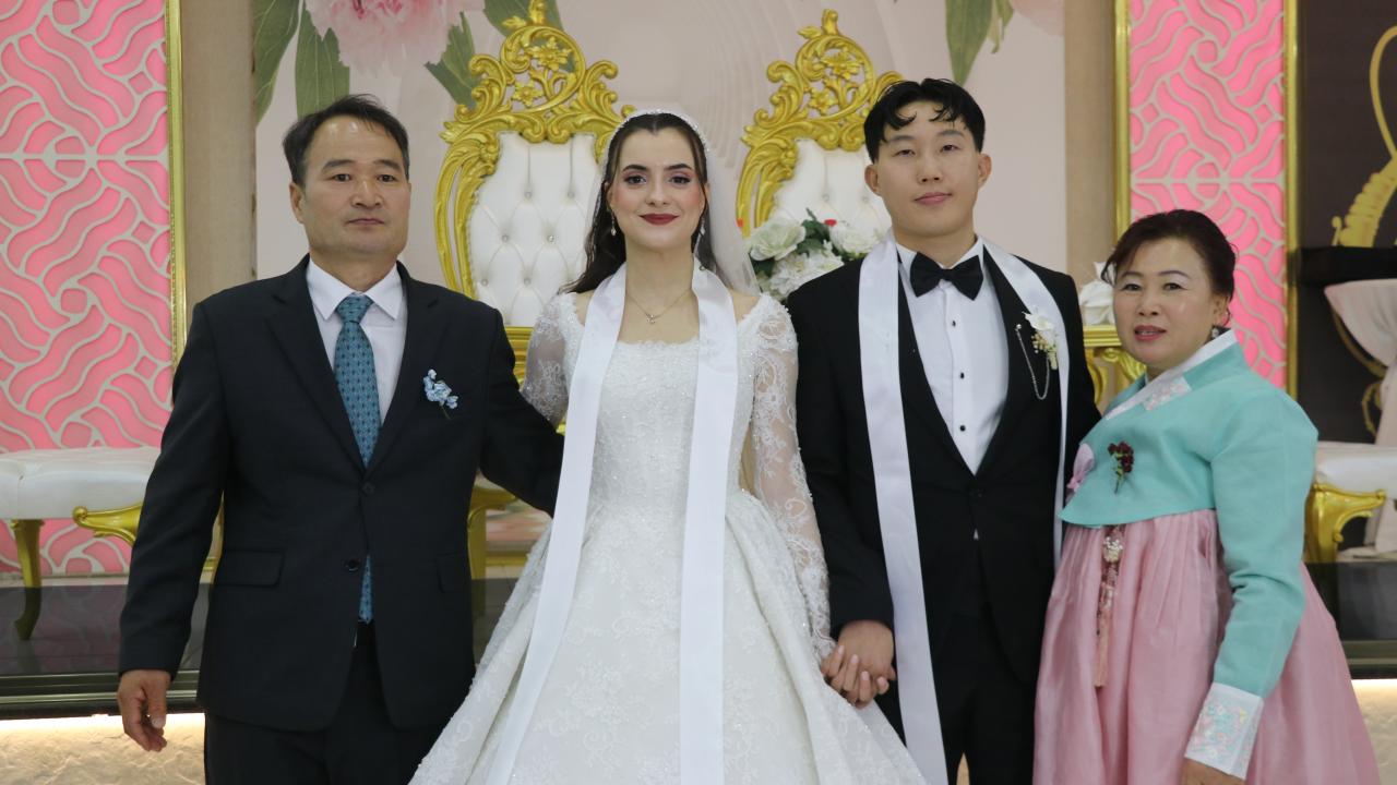Güney Koreli damat ile Rizeli gelin dünyaevine girdi