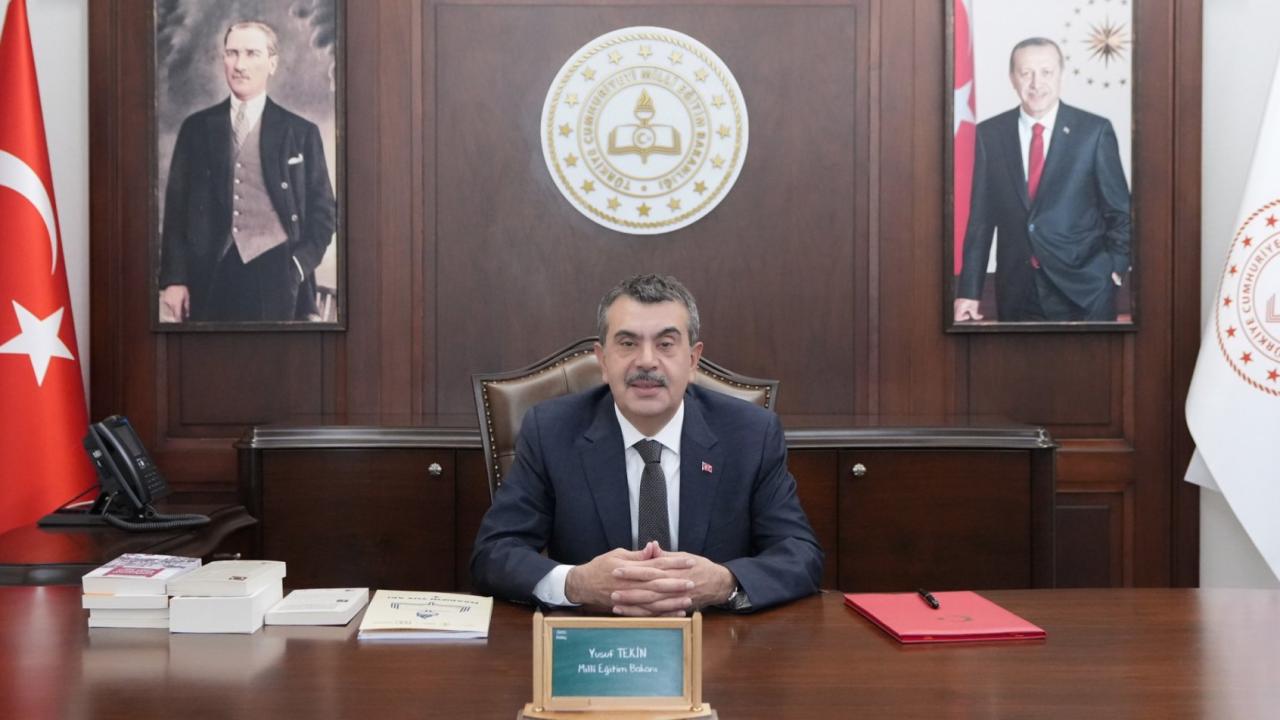 Bakan Tekin'den "Miraç Kandili" mesajı