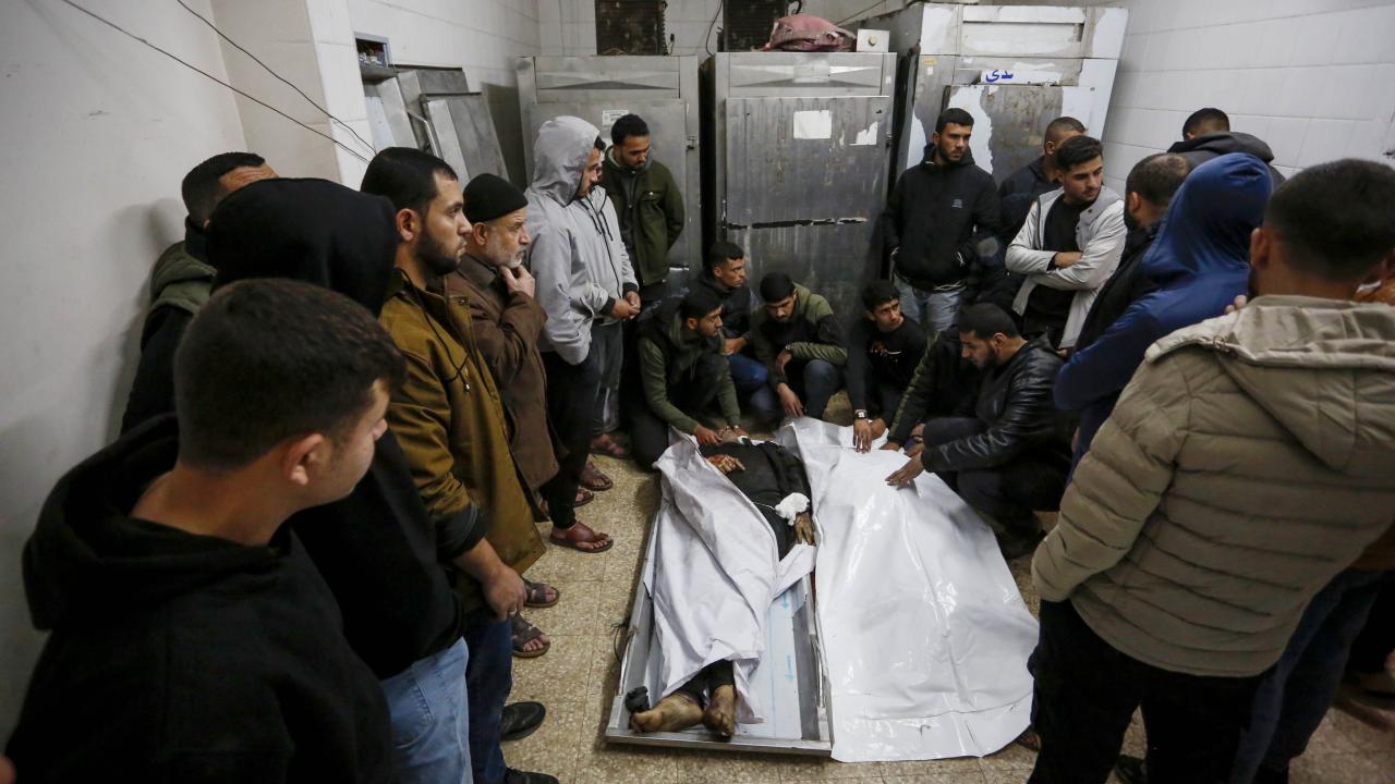 Ateşkese rağmen İsrail'in Gazze'de düzenlediği saldırılarda biri çocuk 7 kişi öldü