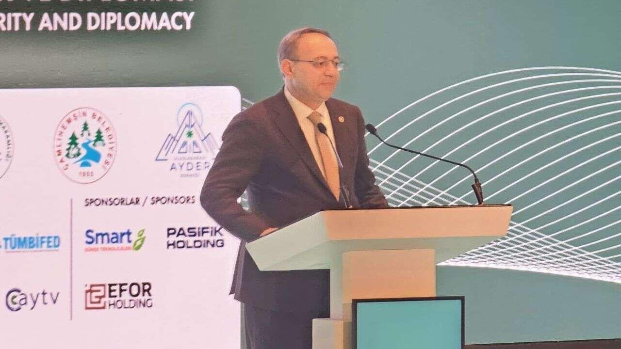 MHP’li Topsakal: İnsanlığı felaketten kurtaracak çare, irfan sahibi ve merhametli insanlarda