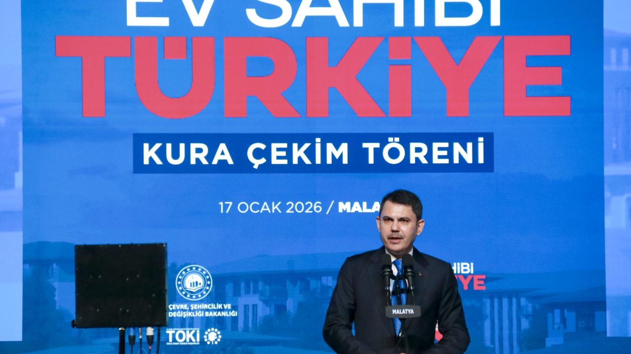 Bakan Kurum, "Ev Sahibi Türkiye Sosyal Konut Kura Çekim Töreni"ne katıldı