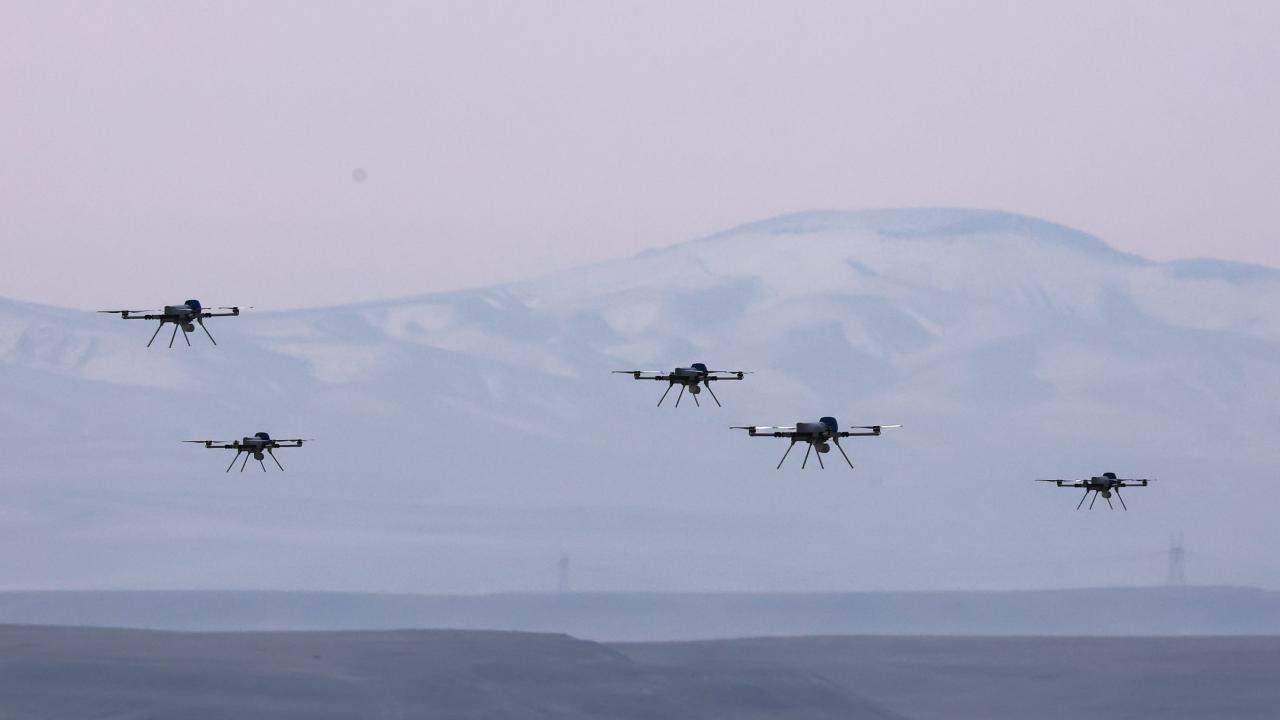 STM'nin sürü İHA'ları gerçek mühimmatla hedefi vurdu