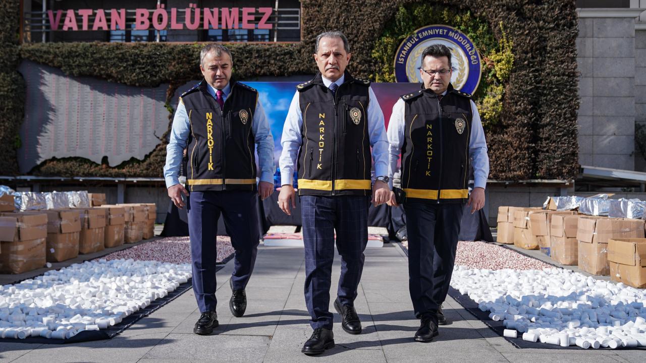 İstanbul'daki uyuşturucu operasyonlarında gözaltına alınan 37 şüpheli tutuklandı