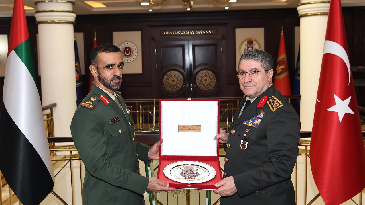 Genelkurmay Başkanı Orgeneral Bayraktaroğlu, BAE Kara Kuvvetleri Komutanı Tümgeneral Halami'yi kabul etti