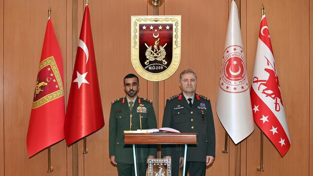 Kara Kuvvetleri Komutanı Orgeneral Tokel, BAE'li mevkidaşı Hallami ile bir araya geldi