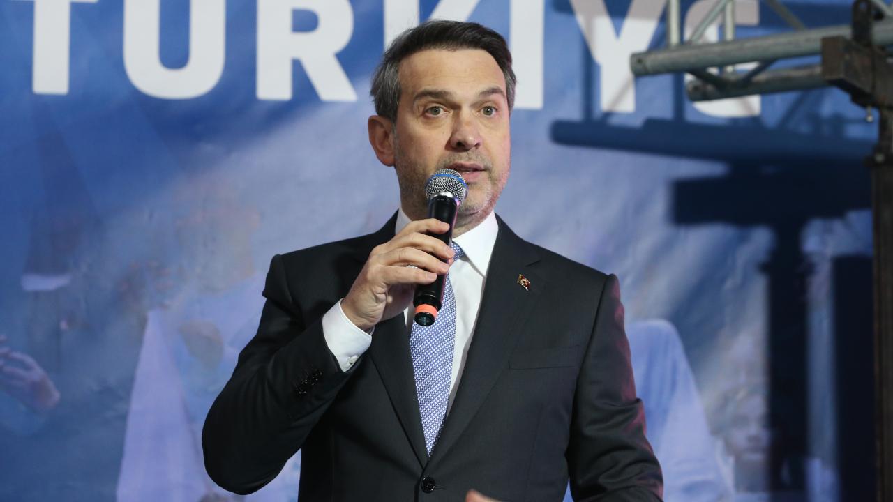 Bakan Bayraktar: Hedefimiz hane halkının doğal gazını kendi gazımızdan karşılamak