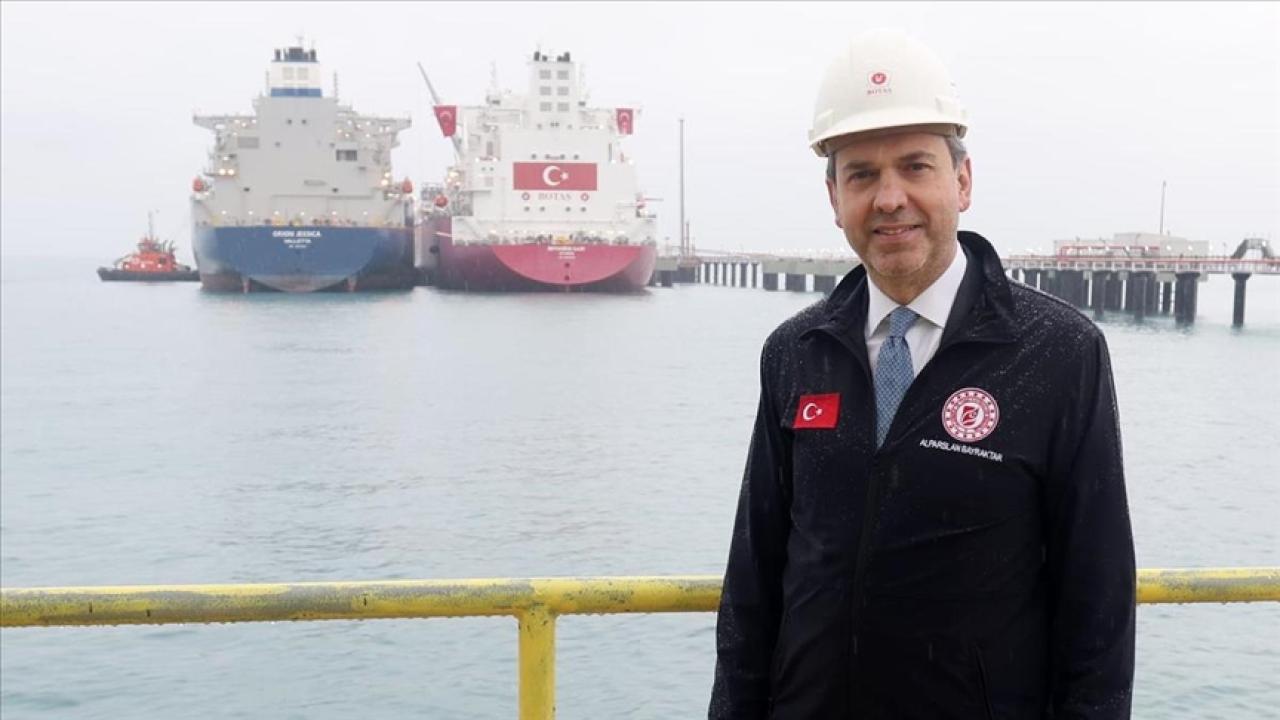 Bakan Bayraktar: Yeni bir FSRU planlaması ve çalışması içerisindeyiz