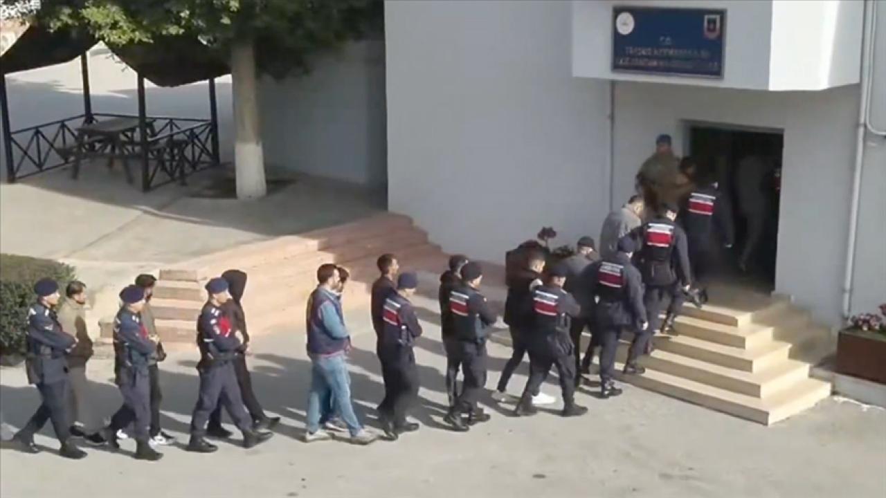 Uyuşturucu madde satıcılarına yönelik düzenlenen operasyonlarda 123 şüpheli yakalandı