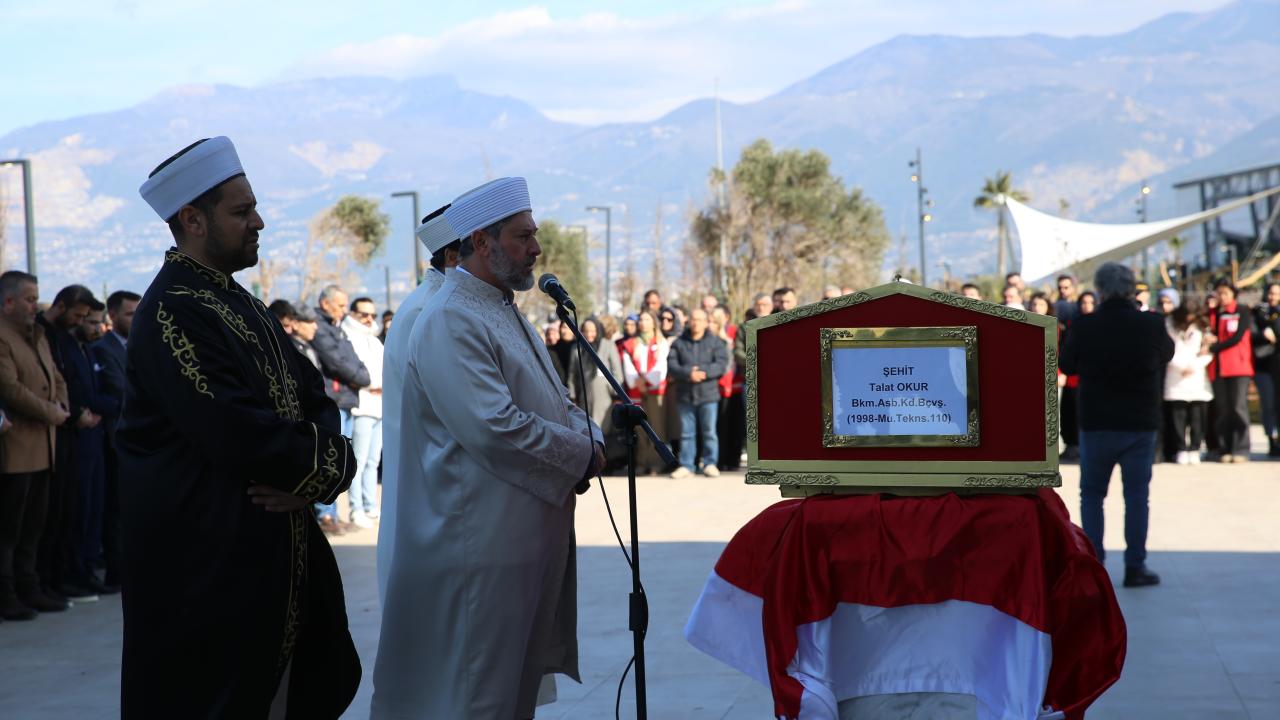 Şehit Kıdemli Başçavuş Talat Okur'un cenazesi Hatay'da defnedildi