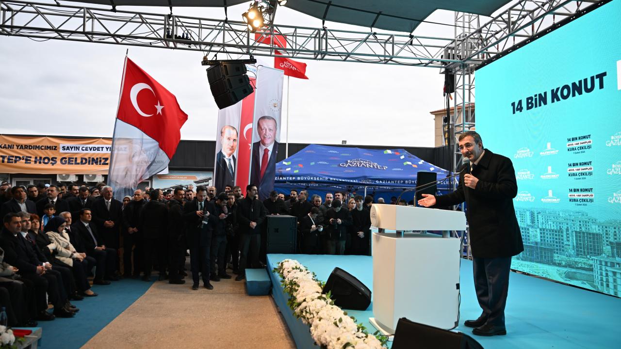 Cumhurbaşkanı Yardımcısı Yılmaz: Kökenimiz, etnik kimliğimiz, mezhebimiz ne olursa olsun, hepimiz bu aziz milletin bir mensubuyuz