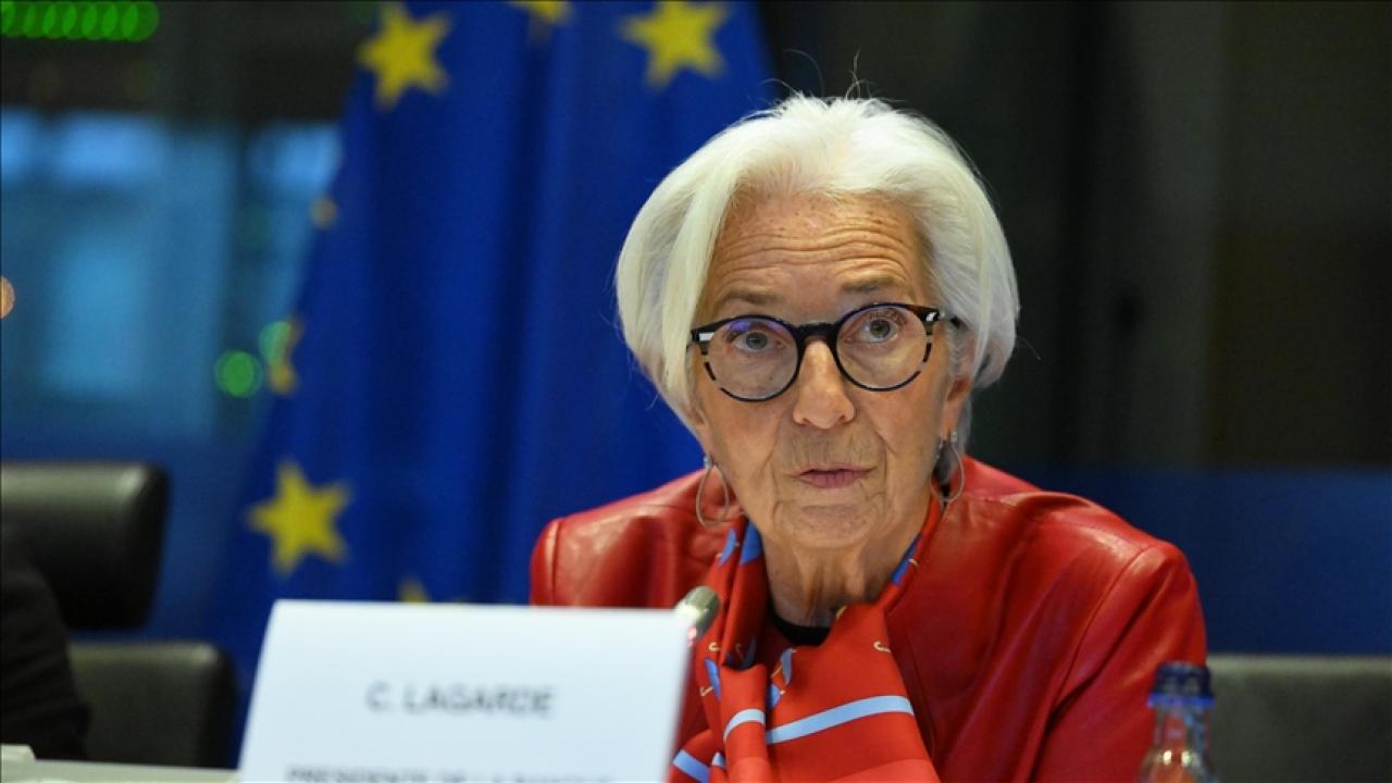ECB Başkanı Lagarde döviz kuru gelişmelerini yakından izlediklerini belirtti