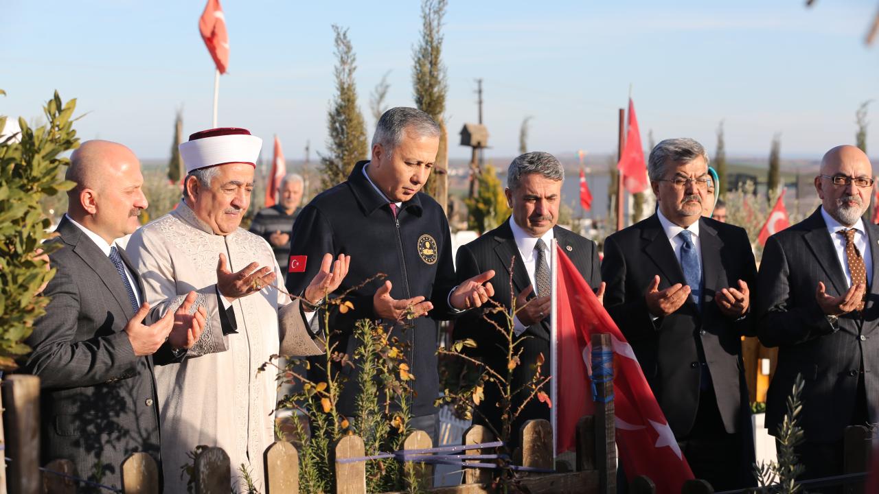İçişleri Bakanı Yerlikaya, Adıyaman'da ziyaretlerde bulundu
