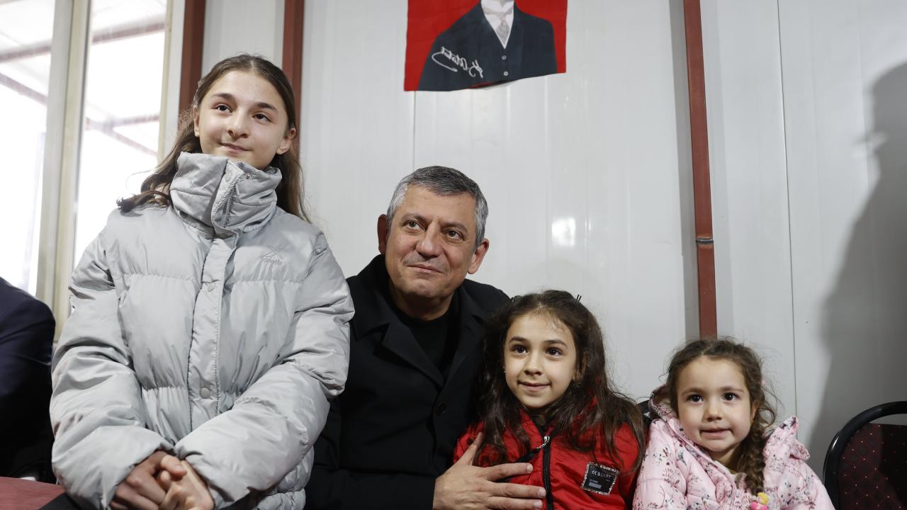 CHP Genel Başkanı Özel, Malatya'da ziyaretlerde bulundu