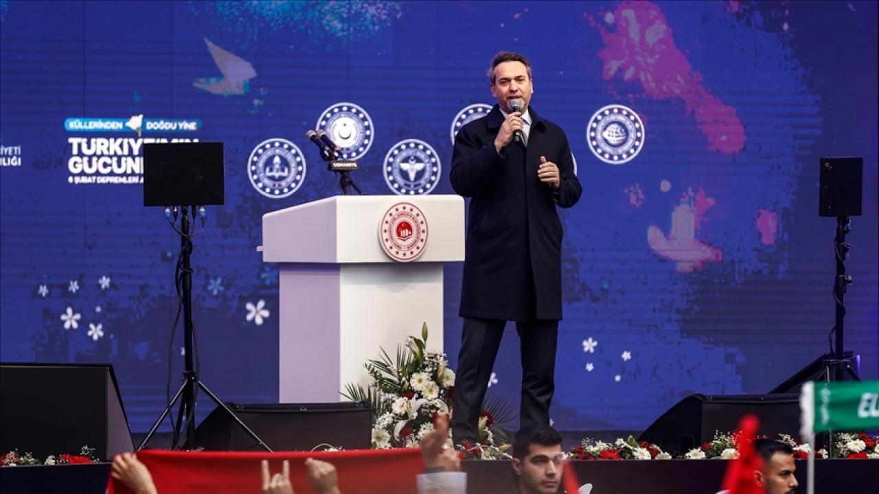 Bakan Bayraktar: Hiçbir ülkenin altından kalkamayacağı bir felakette el ele vererek şehirlerimizi yeniden inşa ettik