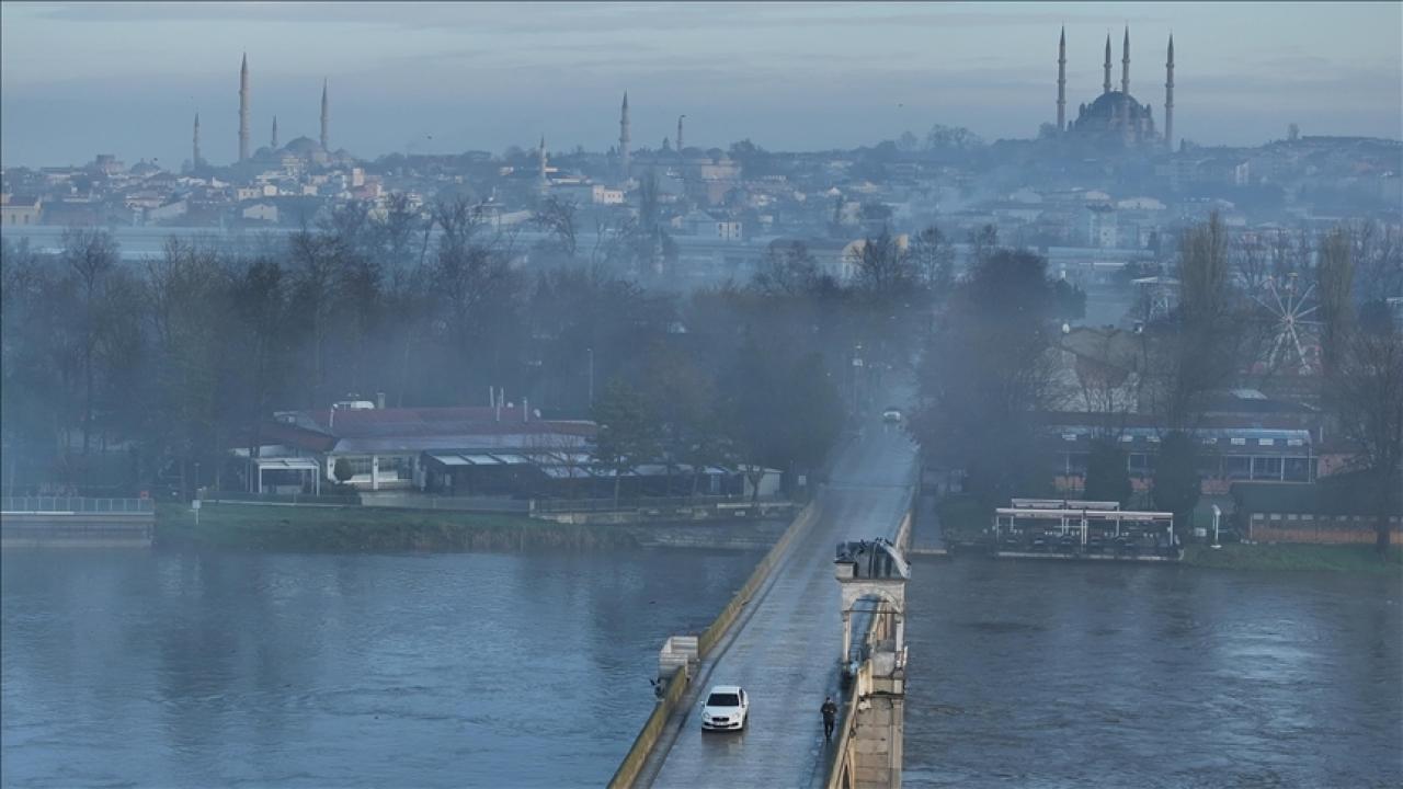 Edirne'de Meriç Nehri'nin debisi iki günde yaklaşık 3 katına çıktı