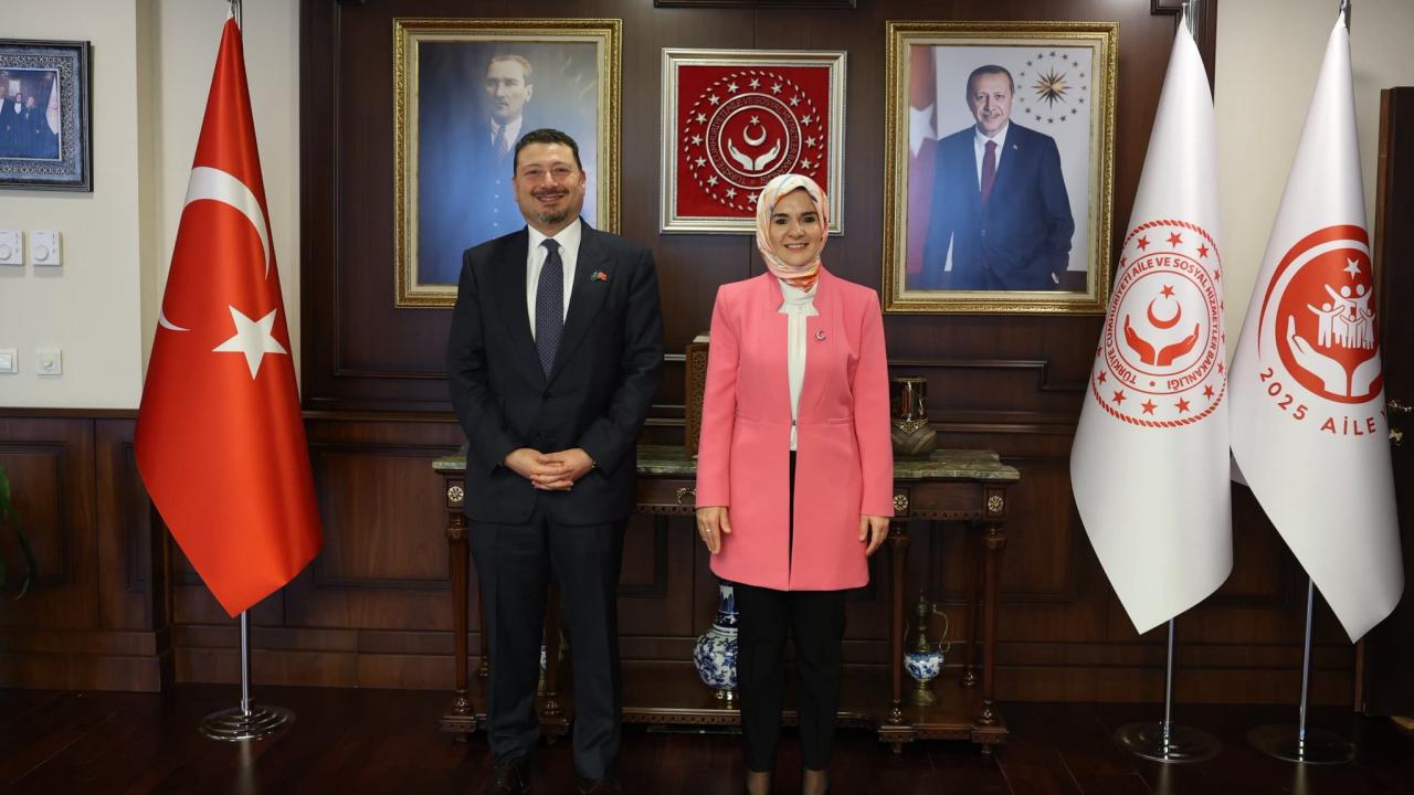 Bakan Göktaş, Suudi Arabistan Ankara Büyükelçisi Abualnasr ile görüştü