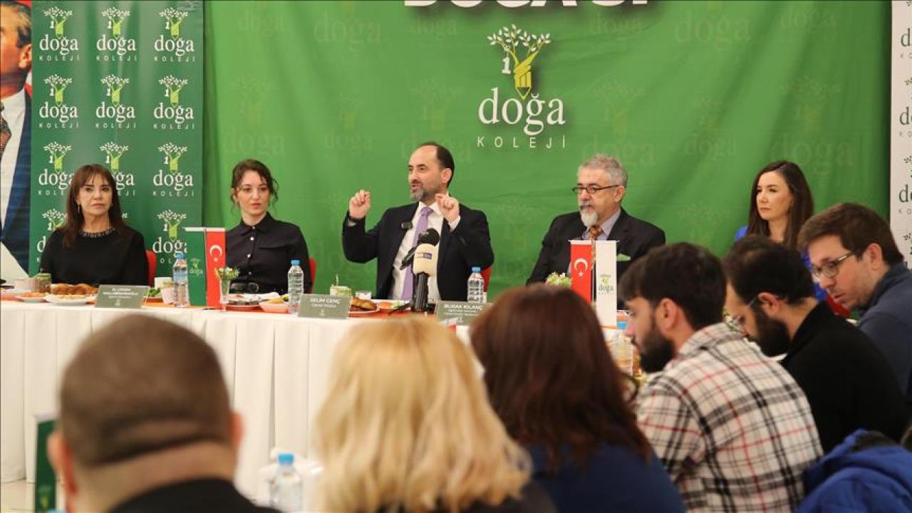 Doğa Koleji merkezden yönetilen eğitim modelinin sonuçlarını Kocaeli'de değerlendirdi
