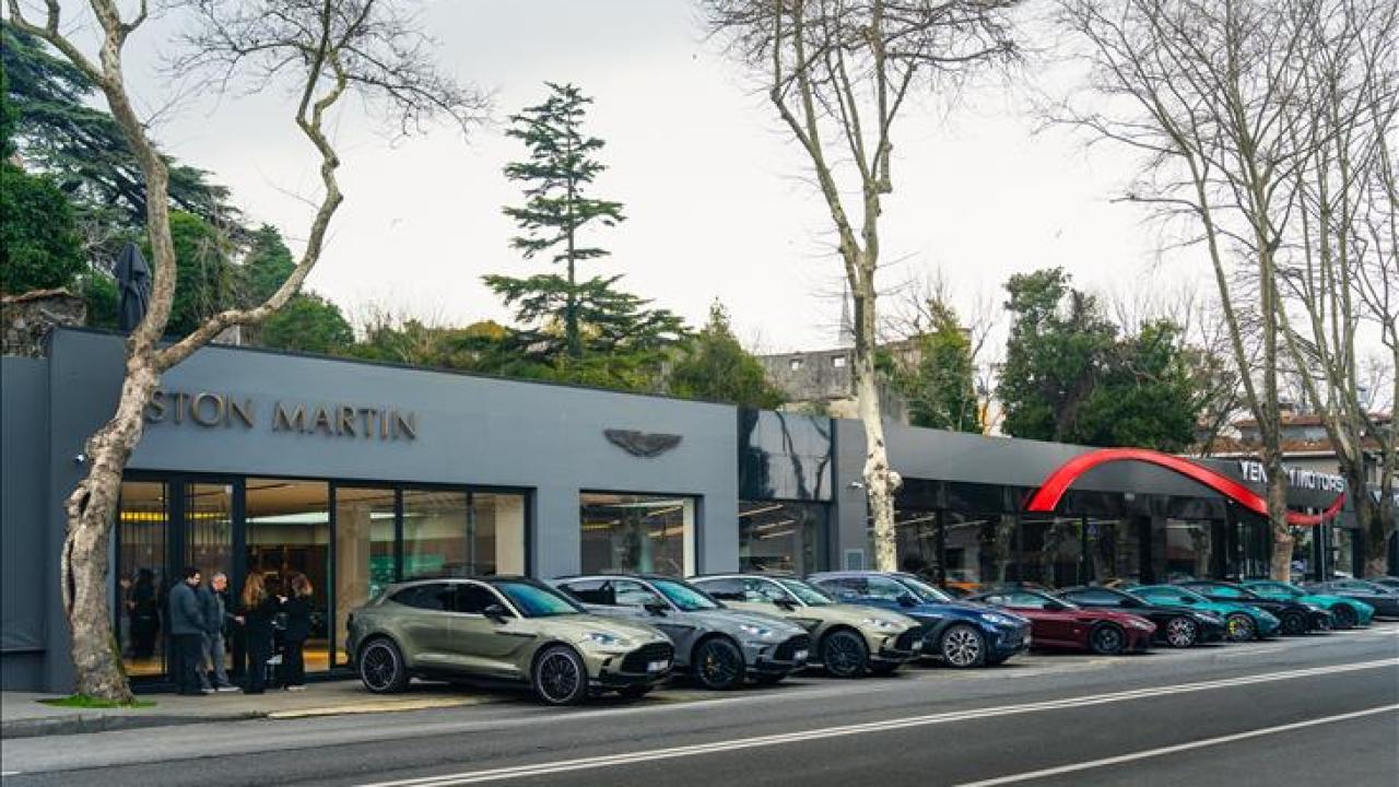 Aston Martin Türkiye'den İstanbul'da özel sürüş etkinliği