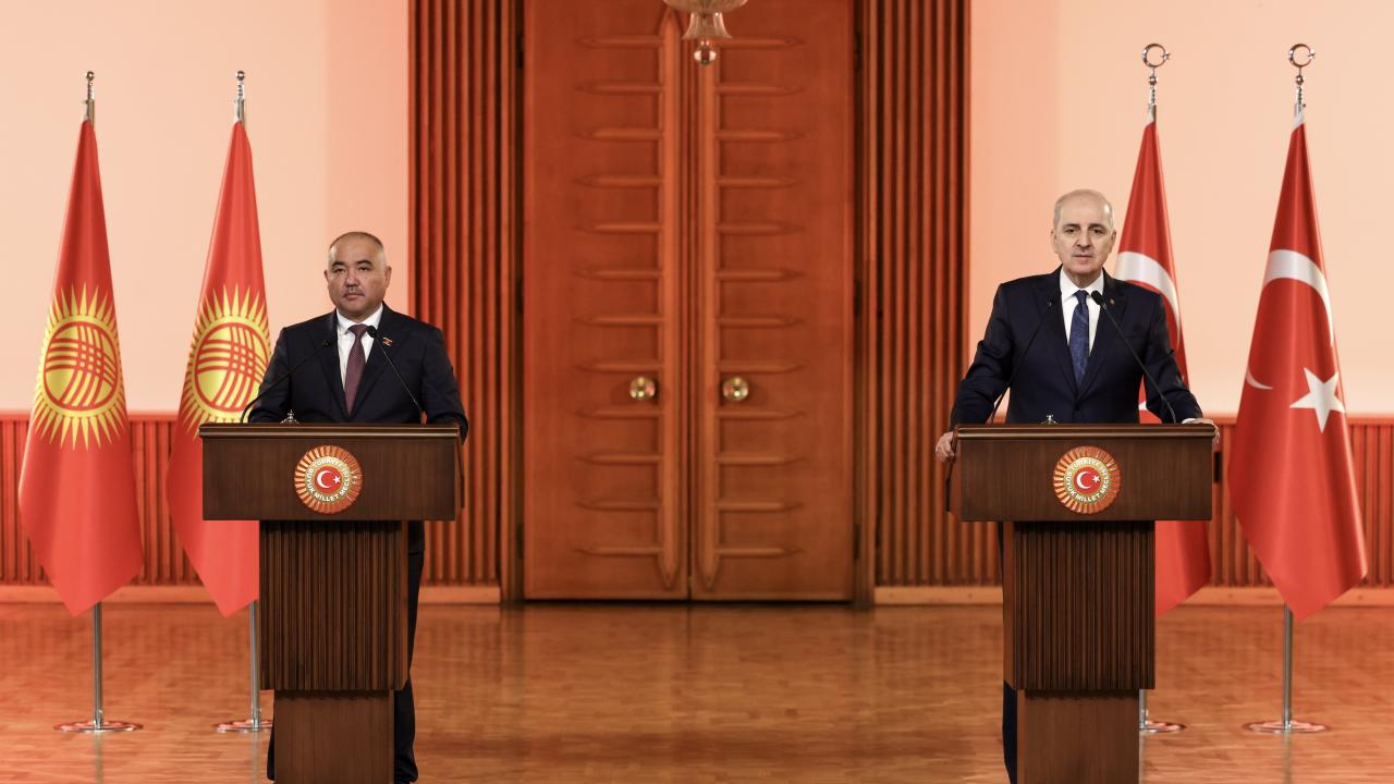 TBMM Başkanı Kurtulmuş, Kırgızistan Meclis Başkanı Turgunbek uulu ile ortak basın toplantısı düzenledi