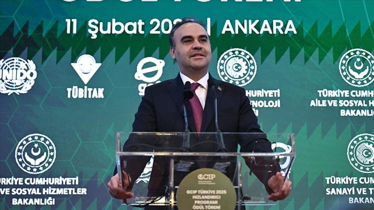 Bakan Kacır: Yeşil dönüşüm ve iklim değişikliği odaklı projelere, bilim insanlarına 31,4 milyar lira kaynak aktardık