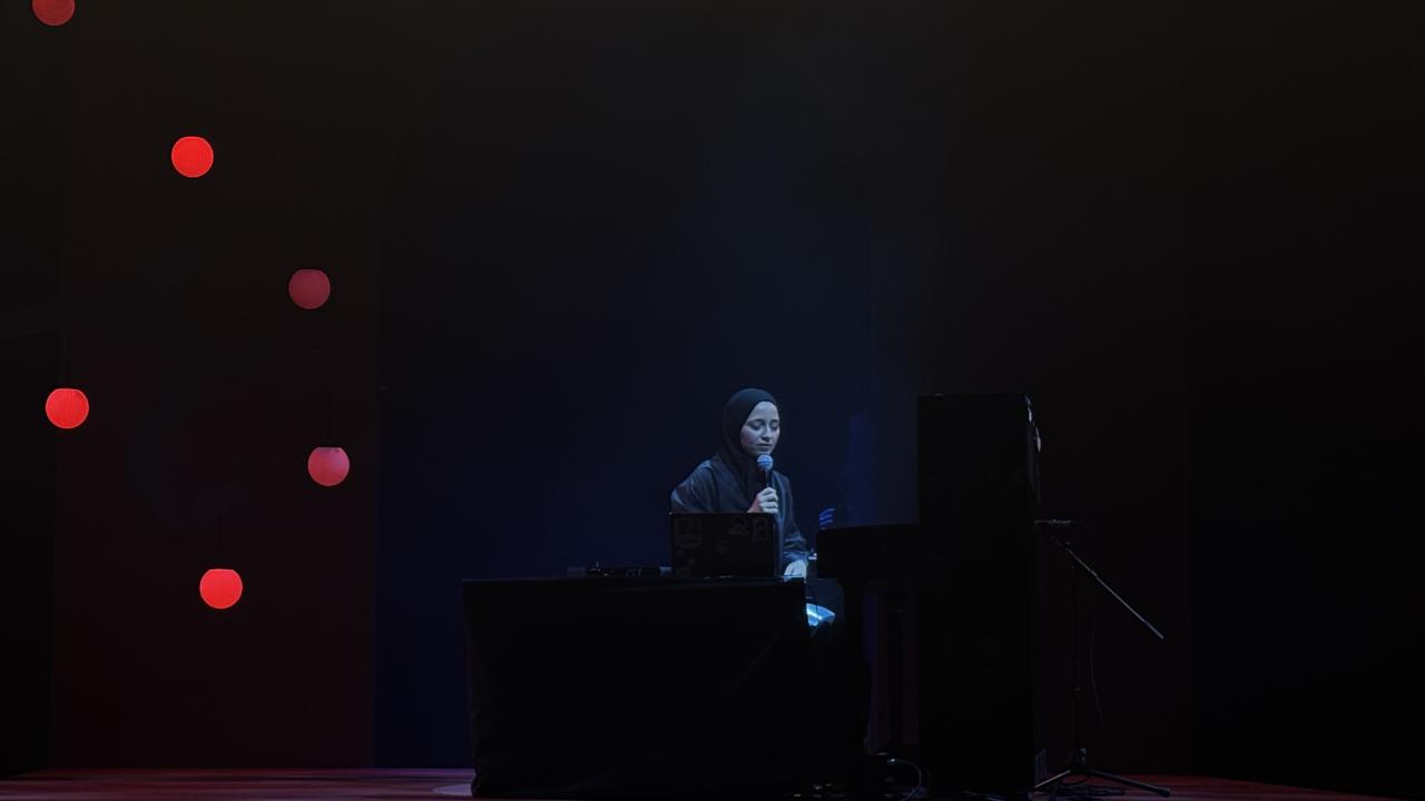 Piyanist ve besteci Büşra Kayıkçı, İstanbul'da müzikseverlerle buluştu