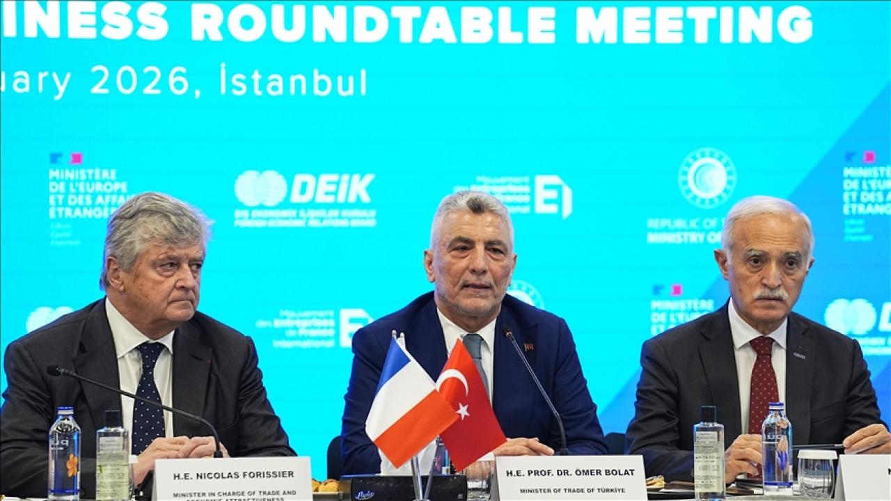 Bakan Bolat: Türkiye-Fransa dış ticaret hacmi karşılıklı olarak 2025 yılında 24,1 milyar dolara yükseldi