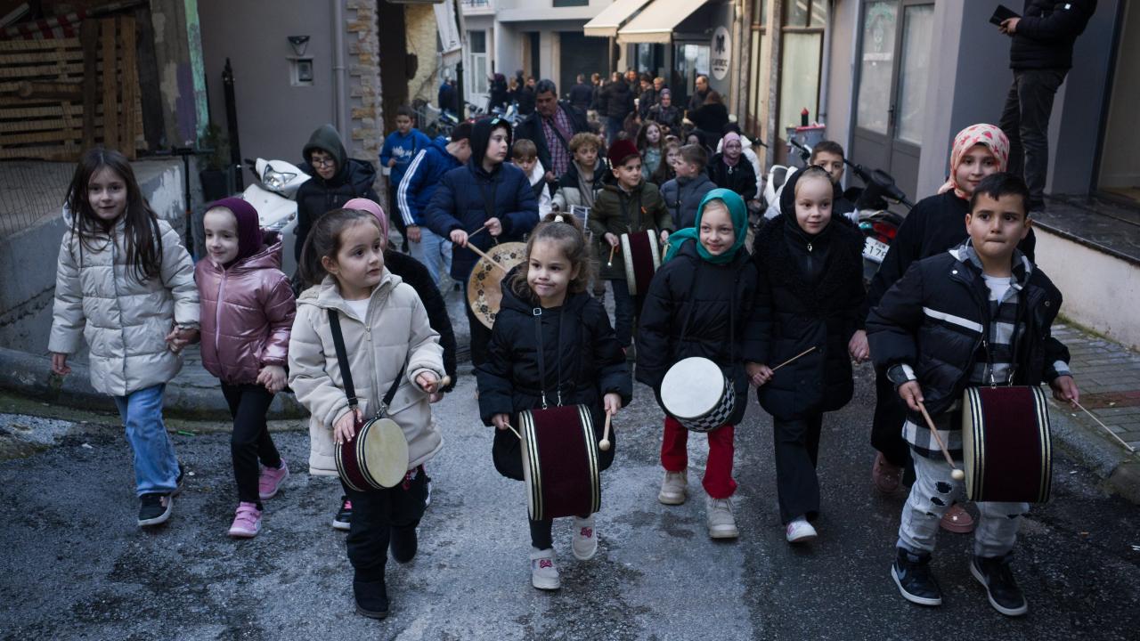 Batı Trakya'da Ramazan asırlık davul geleneğiyle karşılandı