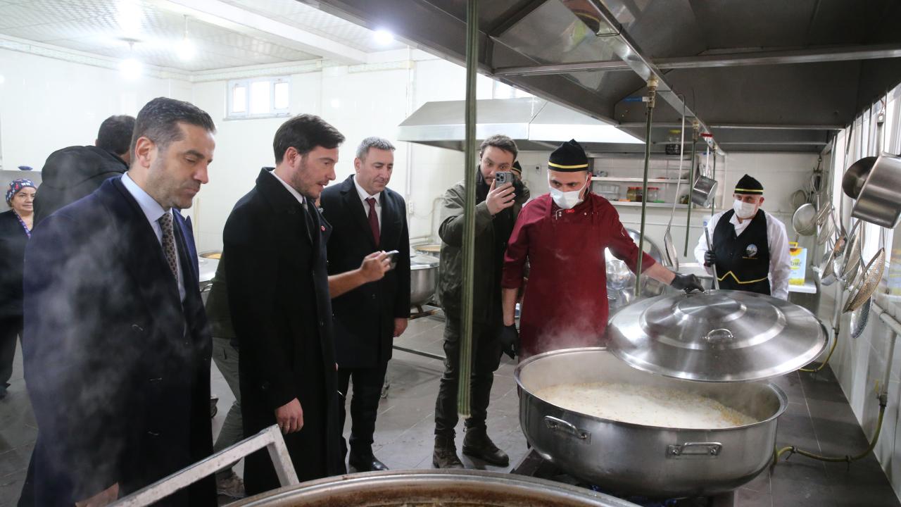 Tokat Belediyesi her gün 5 bin kişiye iftar verecek