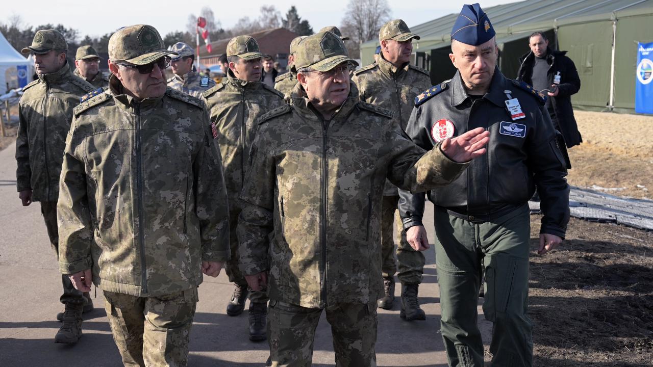 Genelkurmay Başkanı Orgeneral Bayraktaroğlu NATO'nun Steadfast Dart tatbikatının seçkin gözlemci gününe katıldı