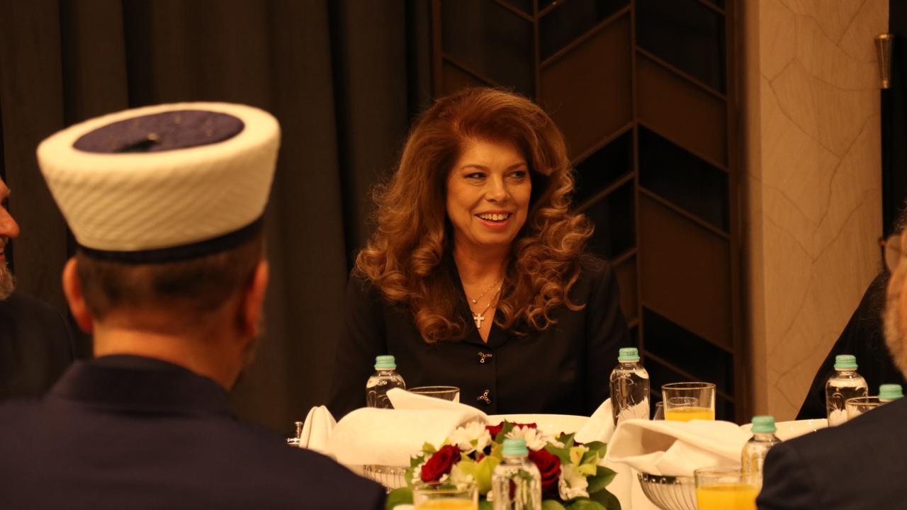 Bulgaristan Cumhurbaşkanı Yotova iftar programı düzenledi