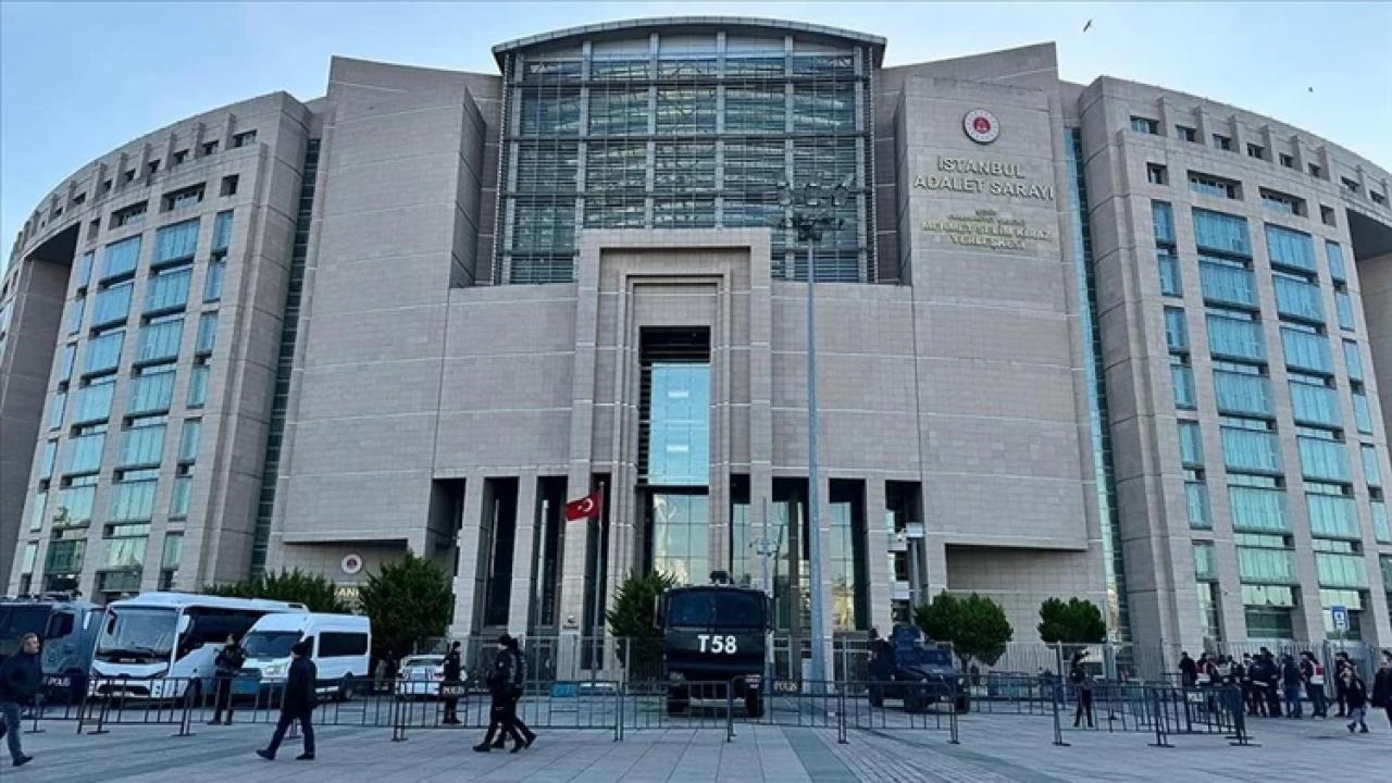 İstanbul merkezli "şike ve bahis" operasyonunda yakalanan 32 şüpheli adliyede