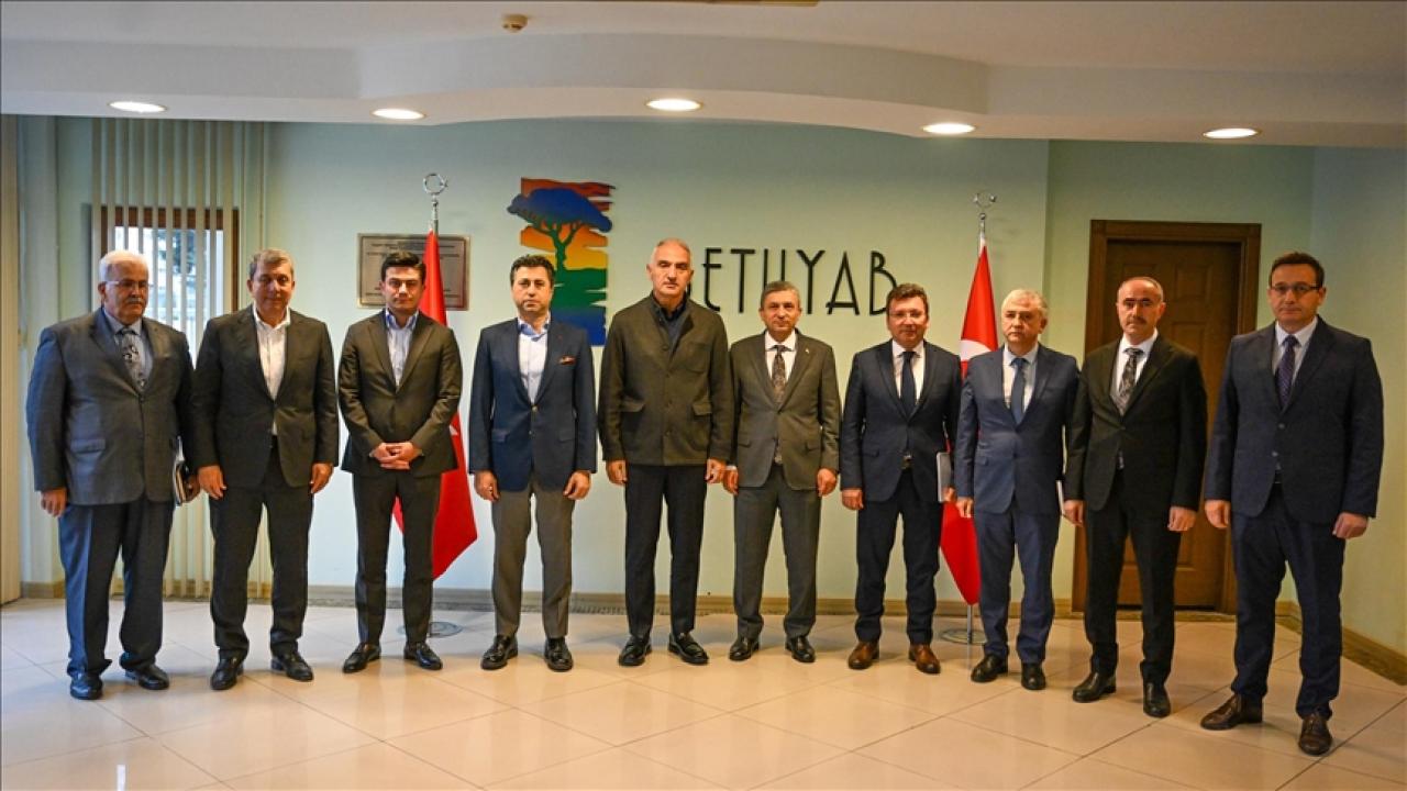 Bakan Ersoy, Belek Turizm Yatırımcıları Birliği toplantısına katıldı