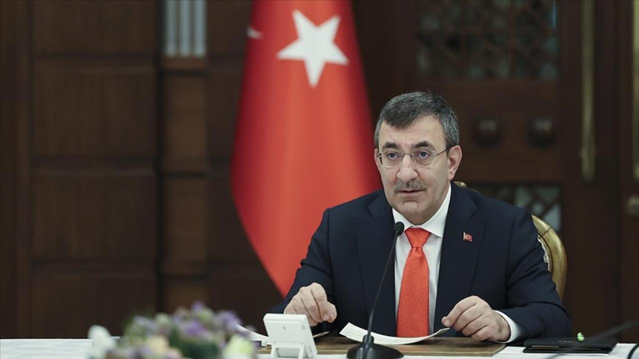 Cumhurbaşkanı Yardımcısı Yılmaz: Enflasyonu düşürme konusunda kararlı ve koordineli çalışmamız devam etmektedir