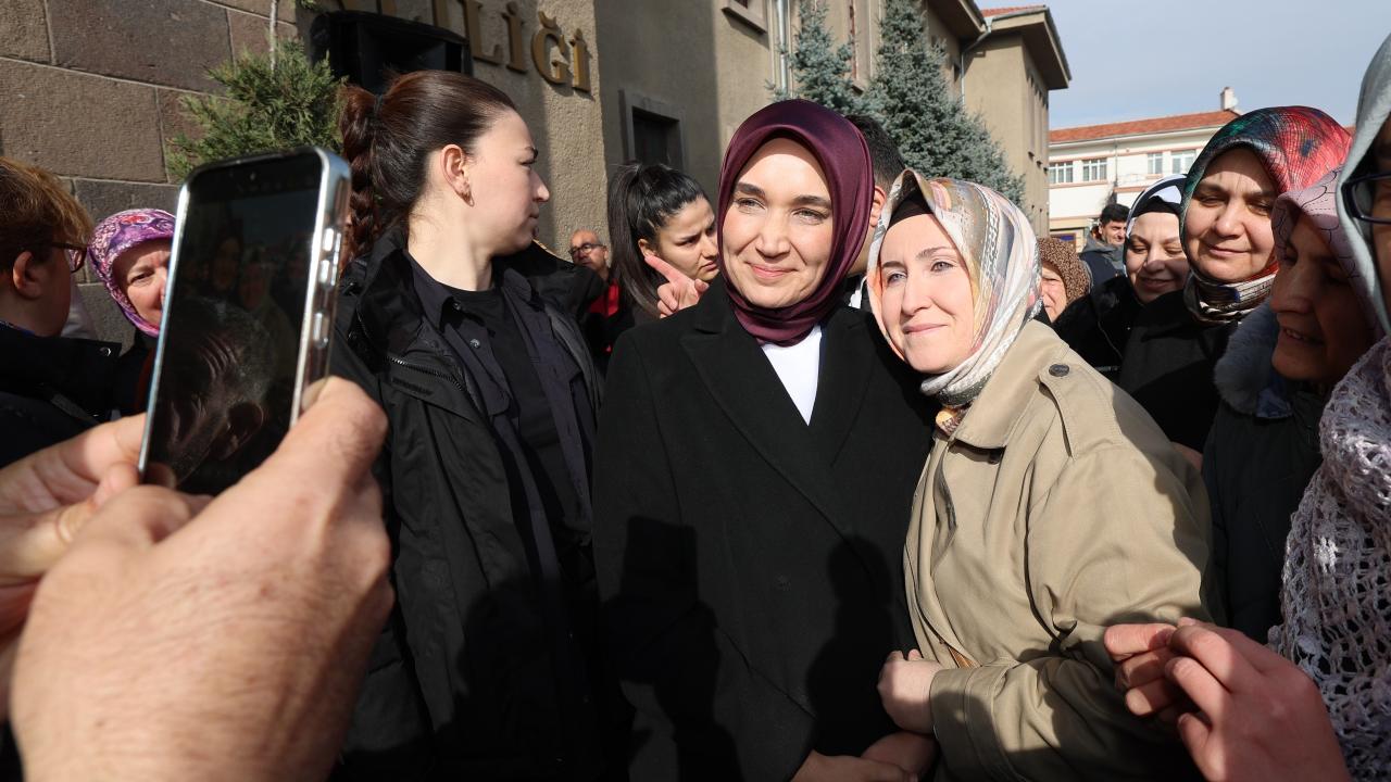 İçişleri Bakanlığı Bakan Yardımcılığına atanan Yiğitbaşı, Afyonkarahisar'dan törenle uğurlandı