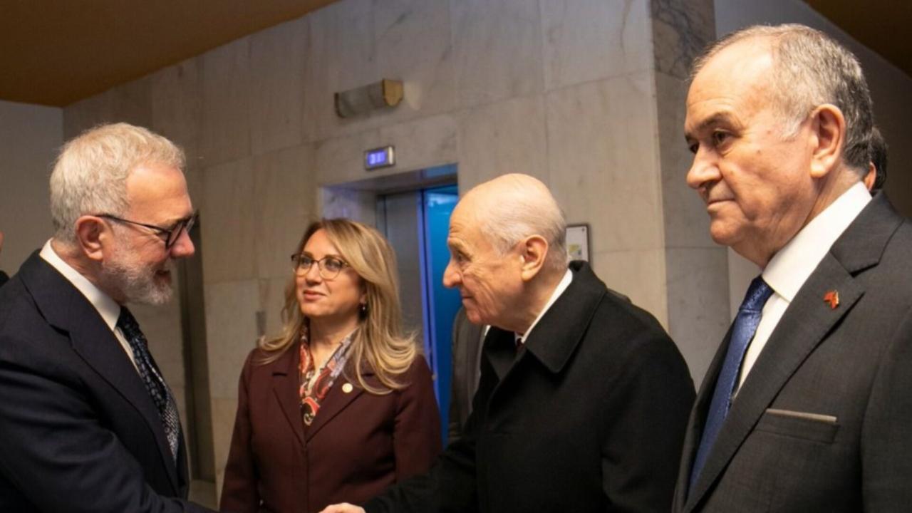 AK Parti Grup Başkanvekili Yenişehirlioğlu, MHP Lideri Devlet Bahçeli ile bir araya geldi