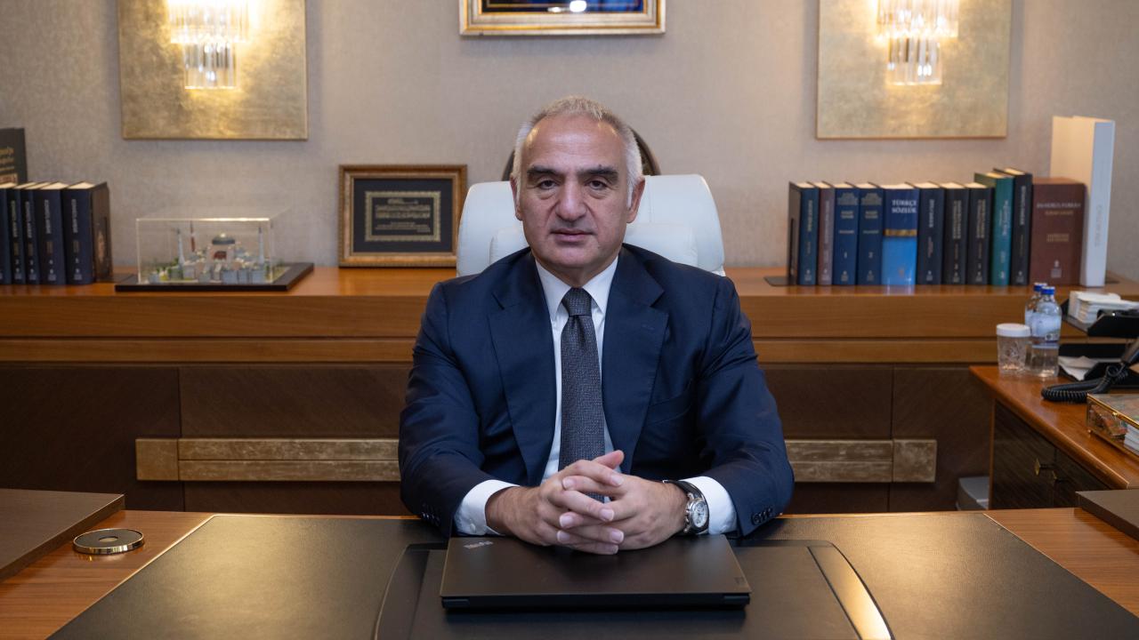 Bakan Ersoy'dan Balıkesir'deki uçak kazasında şehit olan pilot için başsağlığı mesajı