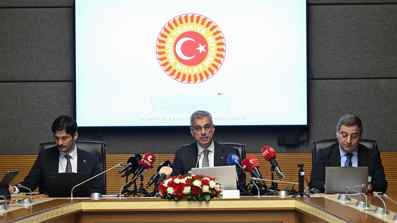 Sağlık Bakanı Memişoğlu, TBMM Suça Sürüklenen Çocuklara İlişkin Araştırma Komisyonunda sunum yaptı