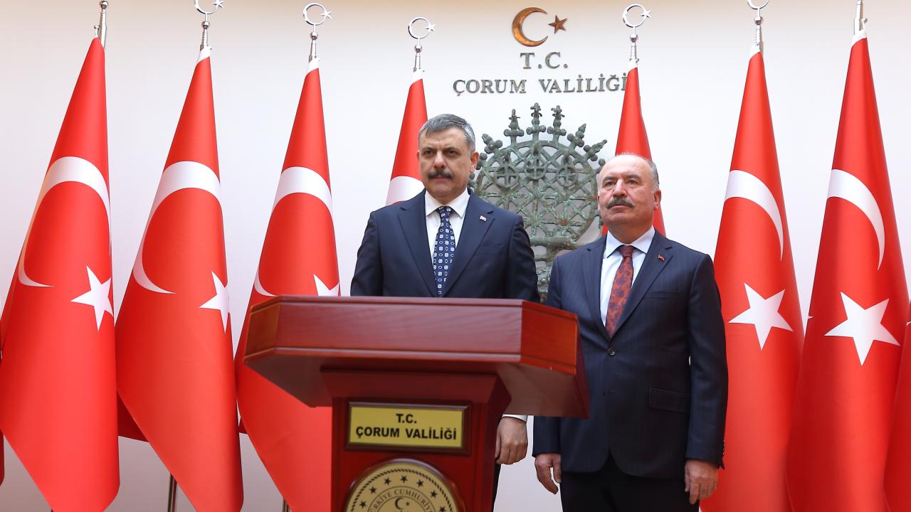 İçişleri Bakanı Çiftçi, Çorum'da ziyaretlerde bulundu