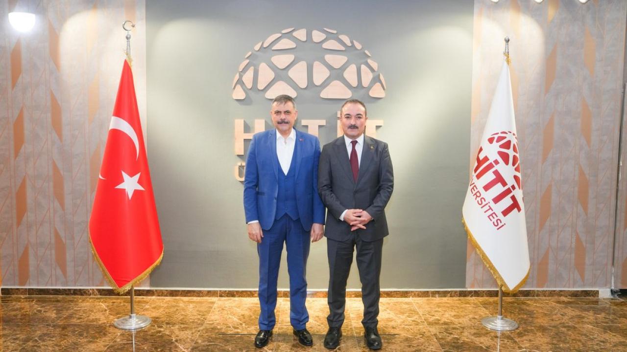 İçişleri Bakanı Çiftçi, Hitit Üniversitesi'ni ziyaret etti
