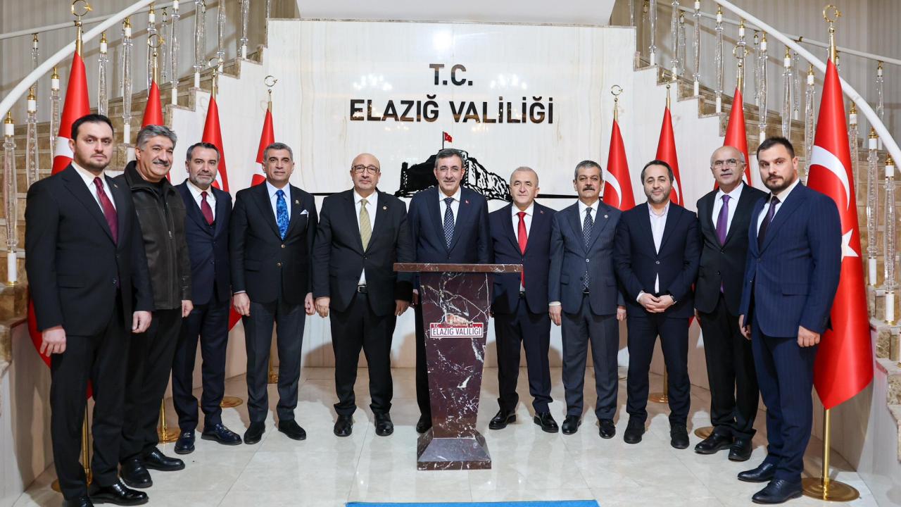 Cumhurbaşkanı Yardımcısı Yılmaz, Elazığ Valiliğini ziyaret etti