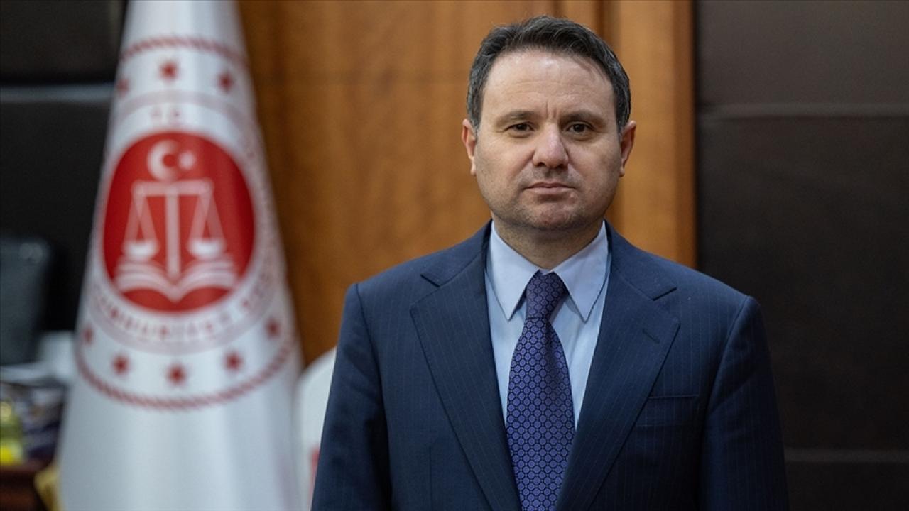 Bakan Gürlek'ten uyuşturucu operasyonunda silahla yaralanan jandarmaya geçmiş olsun mesajı