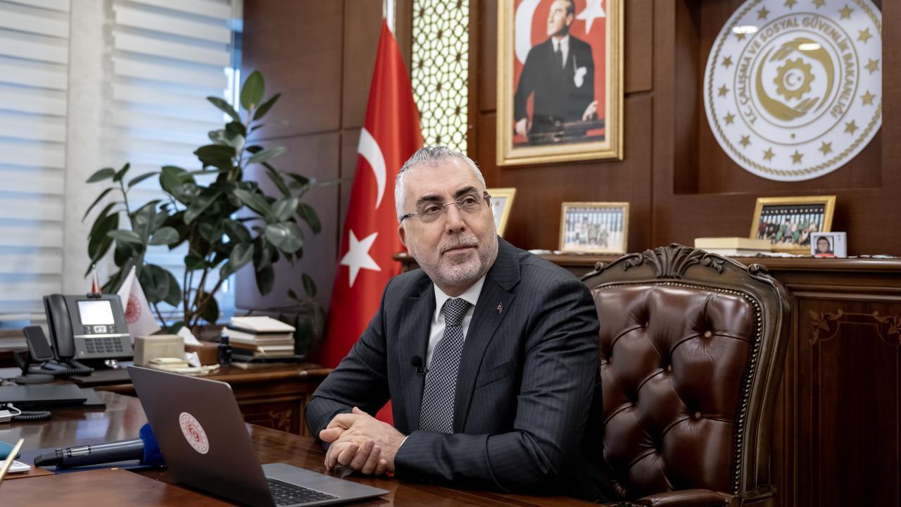 Bakan Işıkhan: Engelli ve eski hükümlüler için hibe desteği başvuruları başladı