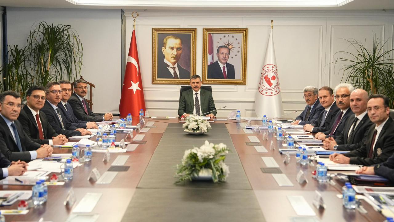 İçişleri Bakanı Çiftçi, İller İdaresi Genel Müdürlüğünü ziyaret etti